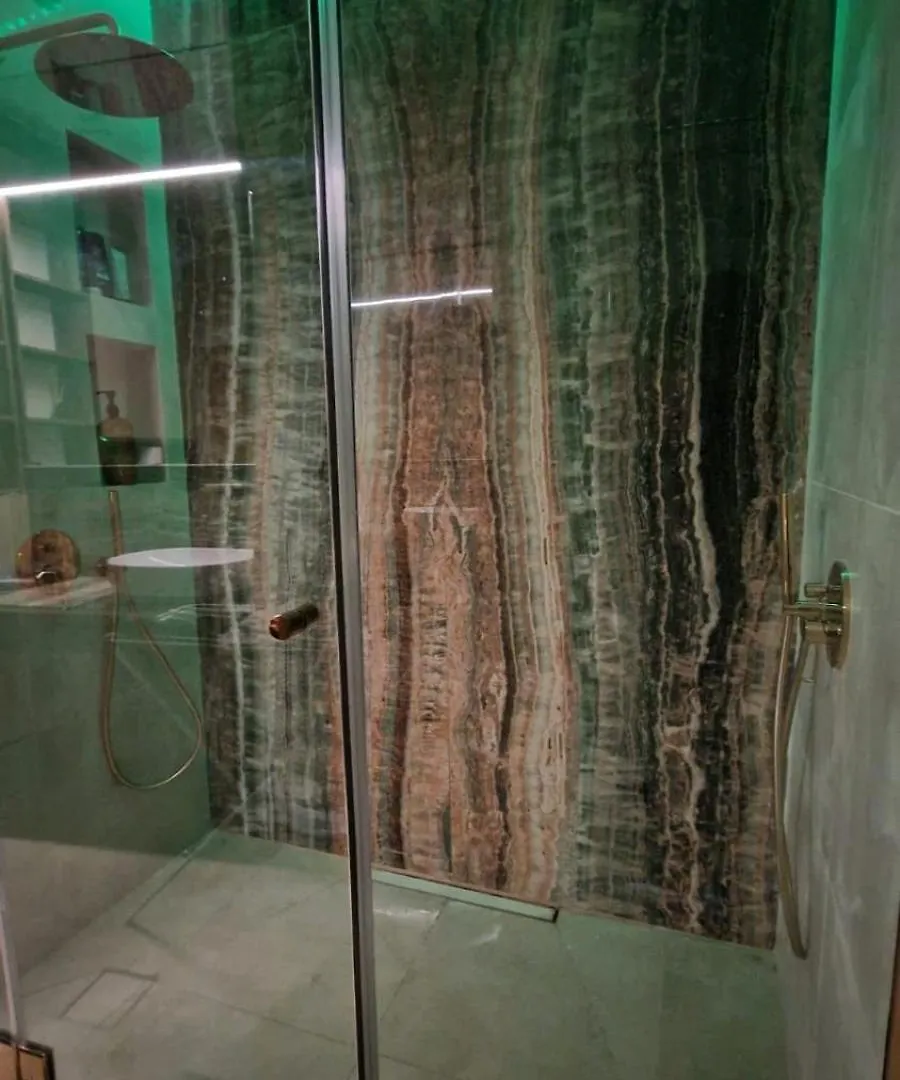 Forest Rain Suite By Sattal Boekarest 0*,  Roemenië