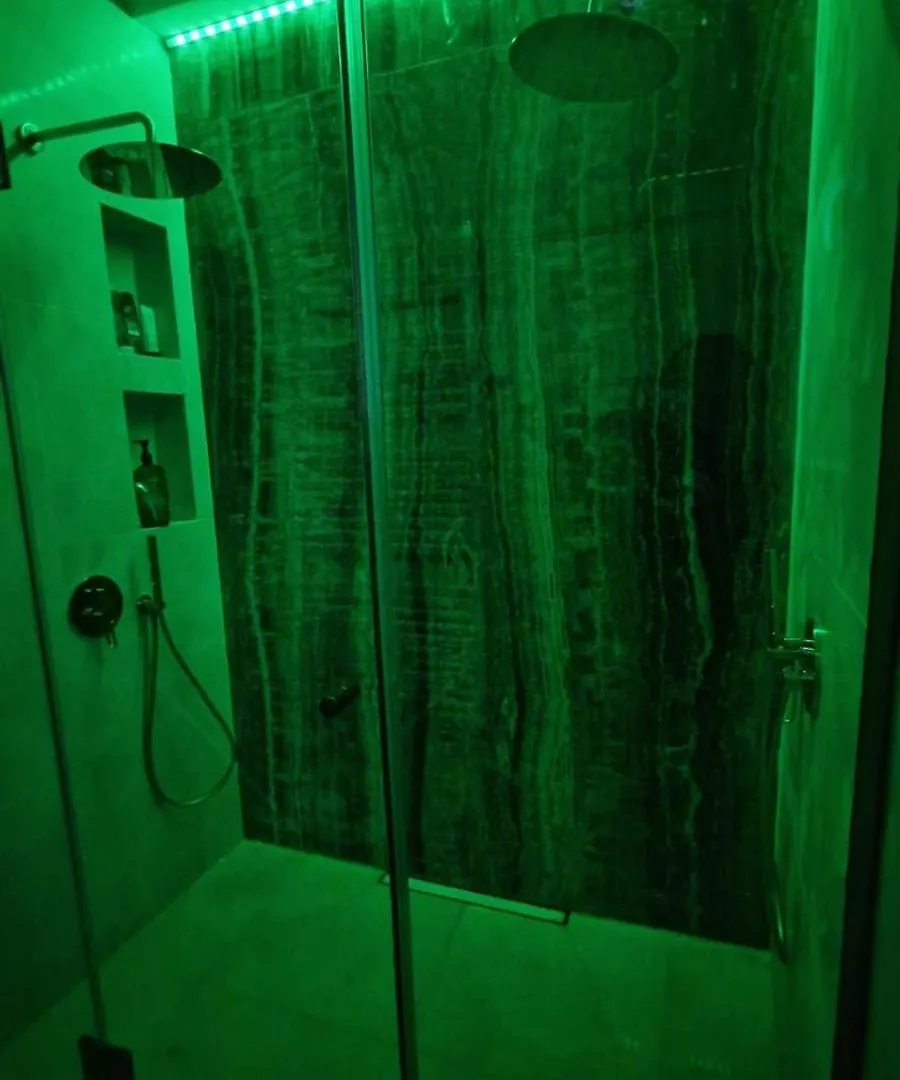 Forest Rain Suite By Sattal Bucharest Apartment