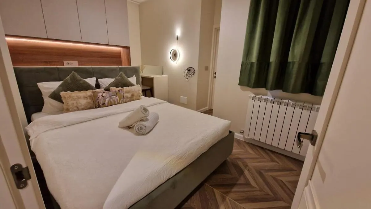 Apartment Forest Rain Suite By Sattal Bucharest