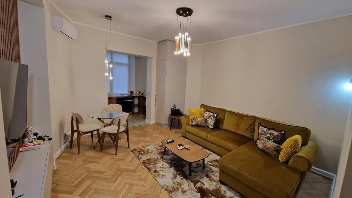 Forest Rain Suite By Sattal Bucharest Apartment