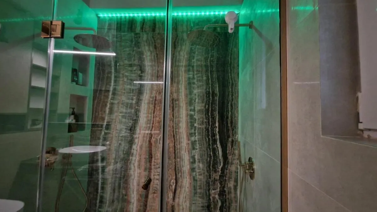 Forest Rain Suite By Sattal Bucharest